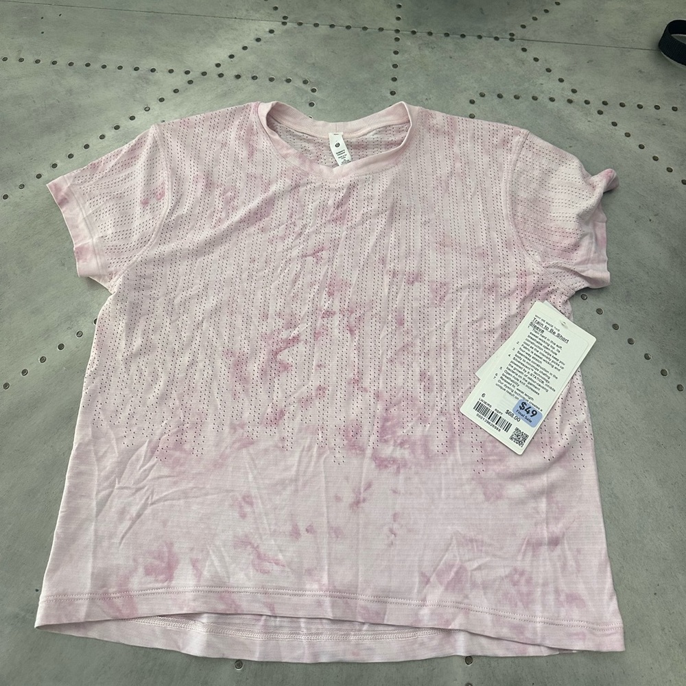Lululemon Top size 6